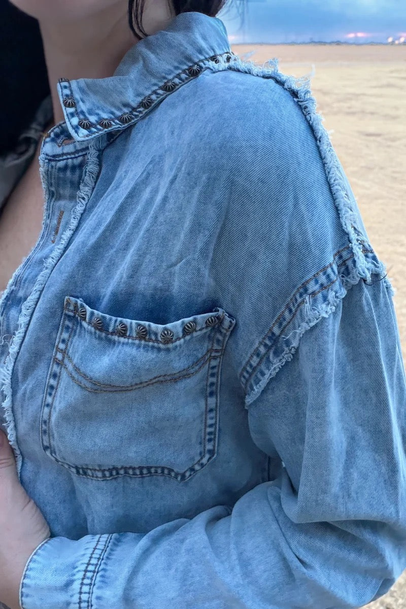 STUDDED DENIM SHACKET
