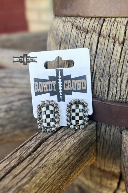 DS Checker Concho Studs