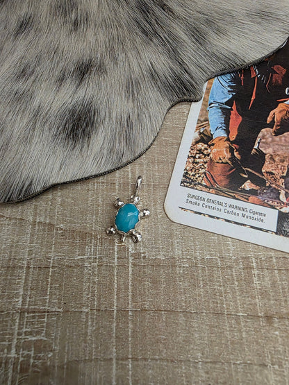 THERESA KINSEL TURQUOISE TURTLE PENDANT